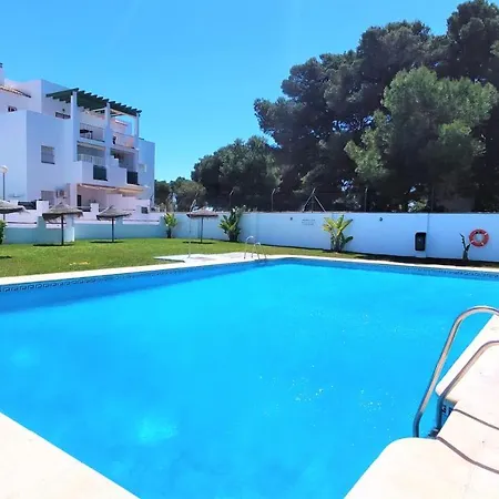 Apartamentos Rotonda Conil De La Frontera Exterior photo